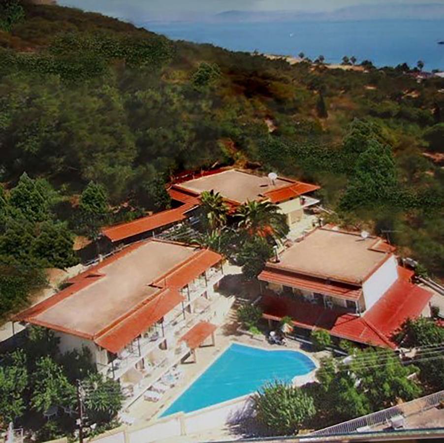 Aragorn Paradise Garden Moraitika Bagian luar foto